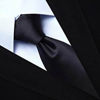 Gravata Tradicional e Lenço Preta